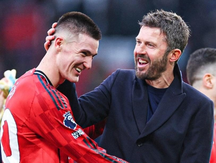 亚博体育平台-从水货到救世主！只用了一个换帅的距离，7650万锋霸4球带来10分|曼联|卡里克|谢什科|英超|水晶宫_新浪新闻